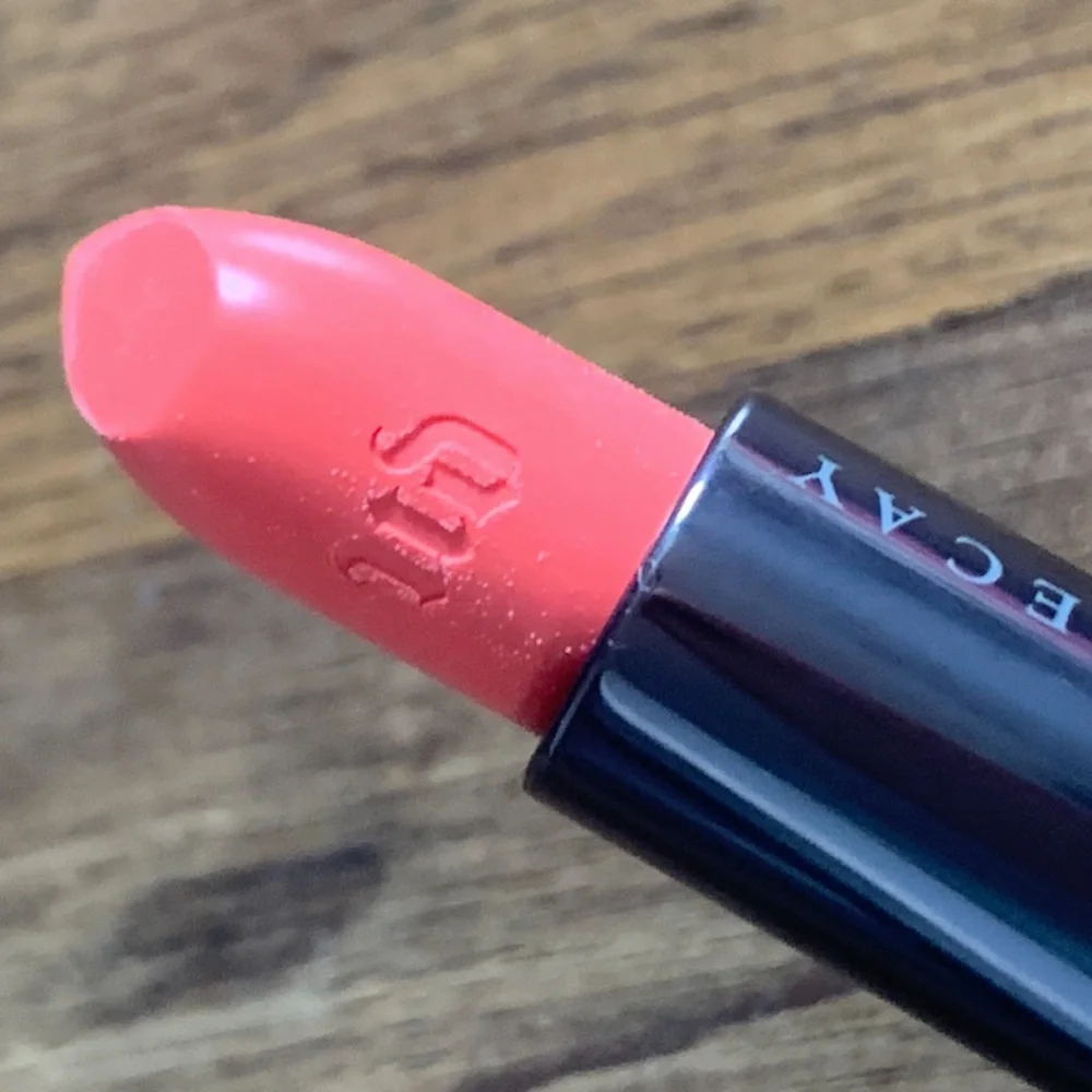 🆕 Urban Decay Snitch Lipstick